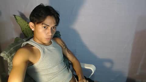 pinoy_palautogxxx online show from April 15, 2026, 5:42 pm