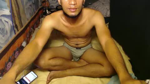 pinoy_studz online show from October 19, 2025, 1:56 pm