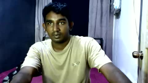 rayvienn online show from May 8, 2026, 12:21 pm