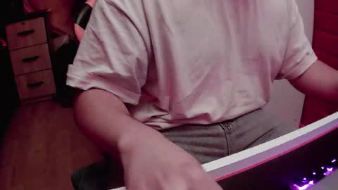 pisceslost online show from December 15, 2025, 11:58 am