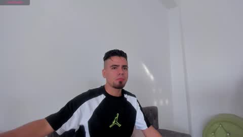 Snapshot of pittandlunaa69 chatting on February 8, 2026, 12:41 pm PittAndLunaa69 online show from February 8, 2026, 12:41 pm