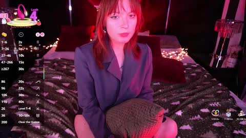 pixiepeachh online show from February 12, 2026, 8:04 pm