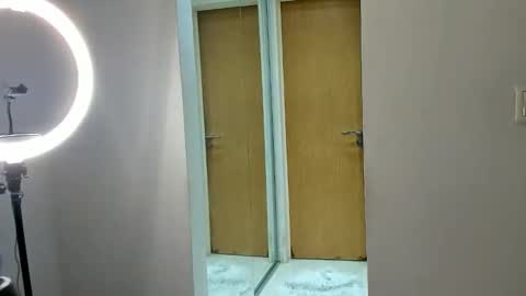 Snapshot of pkarin chatting on September 26, 2025, 5:39 pm pkarin online show from September 26, 2025, 5:39 pm