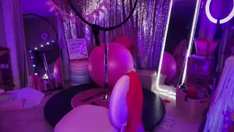 Dumb bimbo fuck doll online show from February 15, 2026, 5:59 am