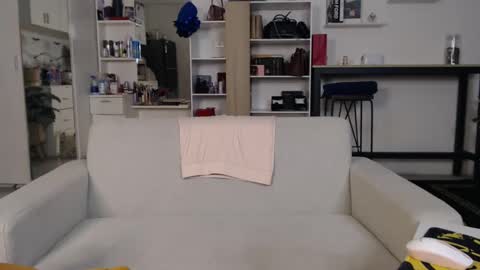 Snapshot of plasticgirll chatting on January 17, 2025, 3:11 pm plasticgirll online show from January 17, 2025, 3:11 pm