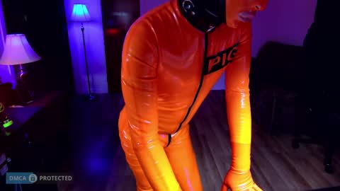 plasticme online show from November 21, 2025, 9:24 pm