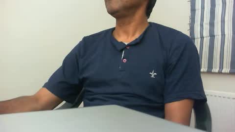 Snapshot of platino3026 chatting on November 4, 2025, 1:05 am platino3026 online show from November 4, 2025, 1:05 am