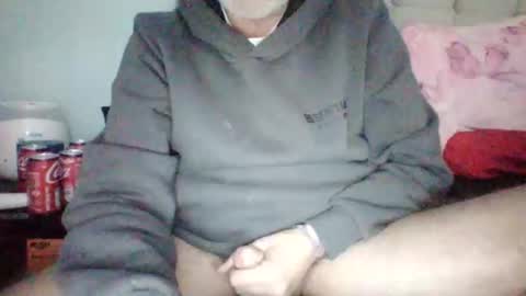 plattsy201283 online show from March 9, 2026, 11:14 am