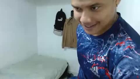 Snapshot of playboy758316 chatting on March 4, 2025, 12:07 am playboy758316 online show from March 4, 2025, 12:07 am