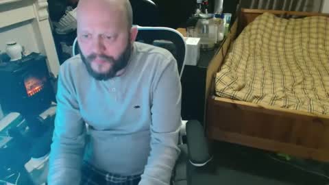 Snapshot of playboy_horny chatting on February 20, 2026, 11:38 pm playboy_horny online show from February 20, 2026, 11:38 pm