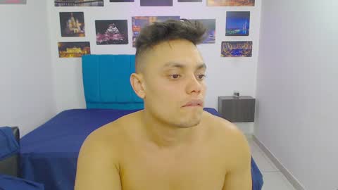 Snapshot of playboy_sex6 chatting on January 25, 2025, 7:18 pm PETER online show from January 25, 2025, 7:18 pm