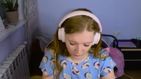 Masha online show from May 19, 2026, 11:44 pm