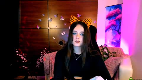 Sophie online show from January 6, 2025, 5:06 pm