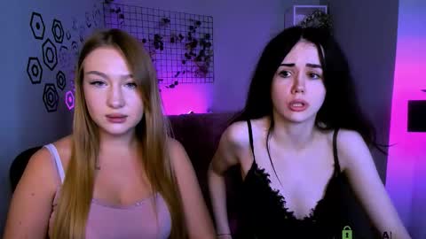 Sophie online show from October 14, 2025, 7:25 pm