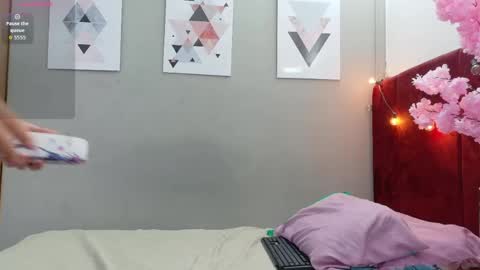 Snapshot of playfuljust_18 chatting on June 7, 2026, 7:50 pm SAMARA online show from June 7, 2026, 7:50 pm