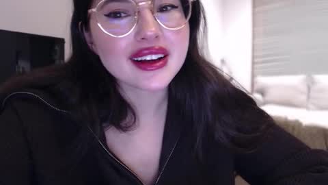 Mary online show from December 18, 2025, 10:05 pm