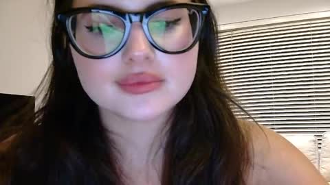 Mary online show from April 8, 2026, 9:04 pm