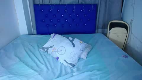 Snapshot of pleassing_neighbour chatting on March 8, 2026, 2:59 am Zalome online show from March 8, 2026, 2:59 am