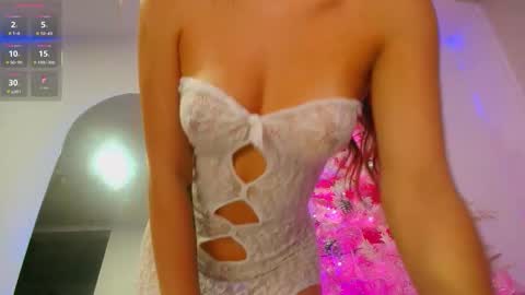 JUAN AND JULI online show from December 20, 2025, 12:40 am