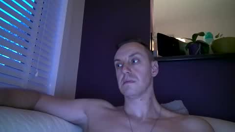 Snapshot of ploki2000 chatting on December 22, 2024, 4:06 pm Kevin online show from December 22, 2024, 4:06 pm