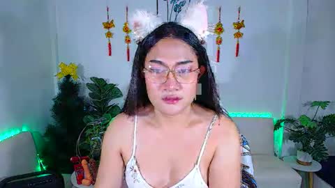 Ploysai online show from May 6, 2026, 6:52 am