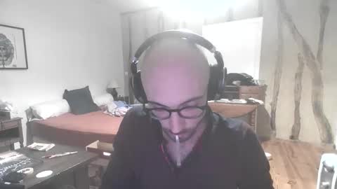 plsmakemynight online show from May 8, 2026, 1:55 am