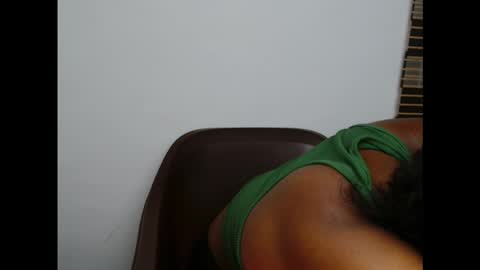 plumnjuicyx online show from October 22, 2025, 3:29 am