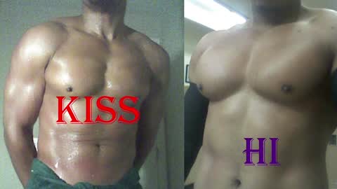 StraightPlush online show from March 30, 2026, 3:29 am