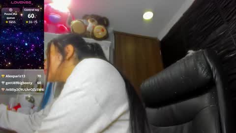 catalina online show from December 1, 2025, 10:09 am