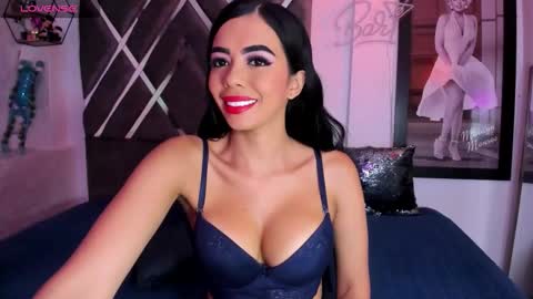 I dream of having many followers online show from November 27, 2025, 2:30 pm