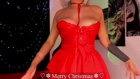 Snapshot of poison_willow chatting on December 24, 2024, 5:44 pm Willow Hours 12pm to 630pm Colombian time FRIDAY AND SUNDAY FREE DAYS online show from December 24, 2024, 5:44 pm