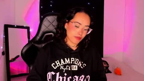 Snapshot of poison_willow chatting on January 8, 2025, 9:01 pm Willow Hours 12pm to 630pm Colombian time FRIDAY AND SUNDAY FREE DAYS online show from January 8, 2025, 9:01 pm