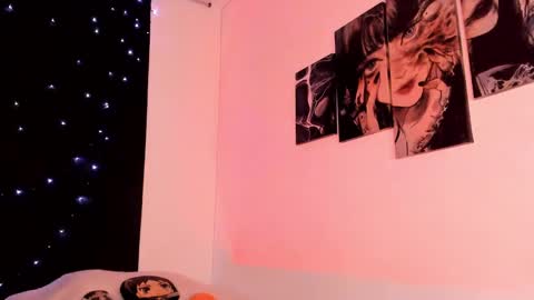 Snapshot of poison_willow chatting on February 6, 2025, 9:49 pm Willow Hours 12pm to 630pm Colombian time FRIDAY AND SUNDAY FREE DAYS online show from February 6, 2025, 9:49 pm