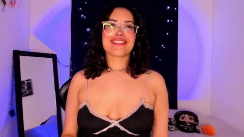 Snapshot of poison_willow chatting on February 7, 2025, 9:58 pm Willow Hours 12pm to 630pm Colombian time FRIDAY AND SUNDAY FREE DAYS online show from February 7, 2025, 9:58 pm
