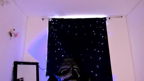 Snapshot of poison_willow chatting on February 10, 2025, 6:45 pm Willow Hours 12pm to 630pm Colombian time FRIDAY AND SUNDAY FREE DAYS online show from February 10, 2025, 6:45 pm