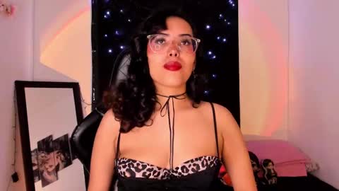 Snapshot of poison_willow chatting on March 10, 2025, 5:50 pm Willow Hours 12pm to 630pm Colombian time FRIDAY AND SUNDAY FREE DAYS online show from March 10, 2025, 5:50 pm