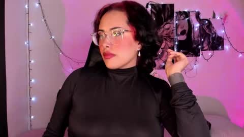 Snapshot of poison_willow chatting on September 29, 2025, 5:51 pm Willow Hours 12pm to 630pm Colombian time FRIDAY AND SUNDAY FREE DAYS online show from September 29, 2025, 5:51 pm
