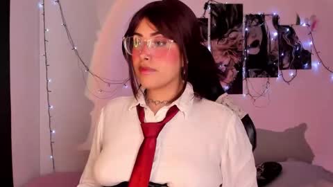 Snapshot of poison_willow chatting on October 2, 2025, 5:42 pm Willow Hours 12pm to 630pm Colombian time FRIDAY AND SUNDAY FREE DAYS online show from October 2, 2025, 5:42 pm