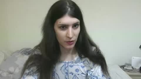 Poison Ivy  online show from May 15, 2026, 7:43 pm