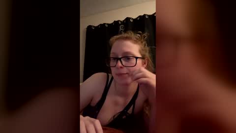 poisonivyy95 online show from February 26, 2026, 2:54 am