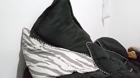 Snapshot of pol_eros chatting on March 6, 2025, 9:31 pm pol eros online show from March 6, 2025, 9:31 pm