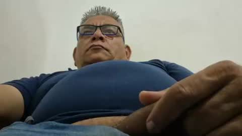 poli online show from December 5, 2025, 1:03 am