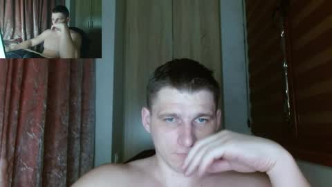 Snapshot of poliglotjoe2 chatting on April 16, 2026, 11:40 pm Poliglotjoe2 online show from April 16, 2026, 11:40 pm