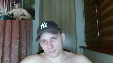 Snapshot of poliglotjoe2 chatting on April 17, 2026, 6:33 pm Poliglotjoe2 online show from April 17, 2026, 6:33 pm
