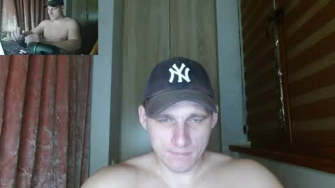 Snapshot of poliglotjoe2 chatting on April 21, 2026, 8:23 pm Poliglotjoe2 online show from April 21, 2026, 8:23 pm