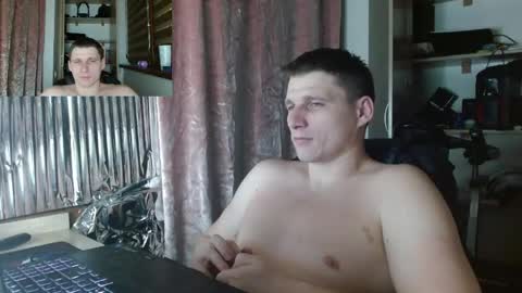 Snapshot of poliglotjoe2 chatting on May 9, 2026, 1:11 am Poliglotjoe2 online show from May 9, 2026, 1:11 am