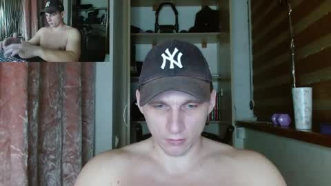 Snapshot of poliglotjoe2 chatting on May 11, 2026, 11:35 pm Poliglotjoe2 online show from May 11, 2026, 11:35 pm