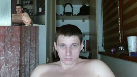 Snapshot of poliglotjoe2 chatting on May 13, 2026, 5:43 pm Poliglotjoe2 online show from May 13, 2026, 5:43 pm