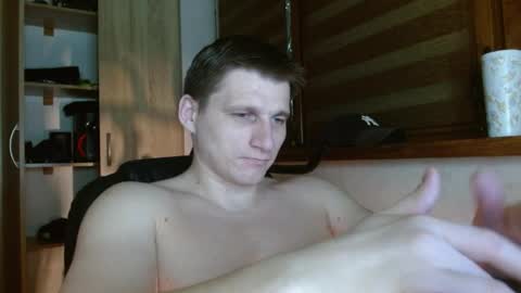 Snapshot of poliglotjoe2 chatting on May 24, 2026, 12:59 am Poliglotjoe2 online show from May 24, 2026, 12:59 am