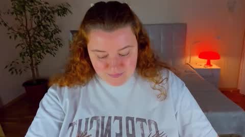 Polina online show from May 27, 2026, 5:21 pm